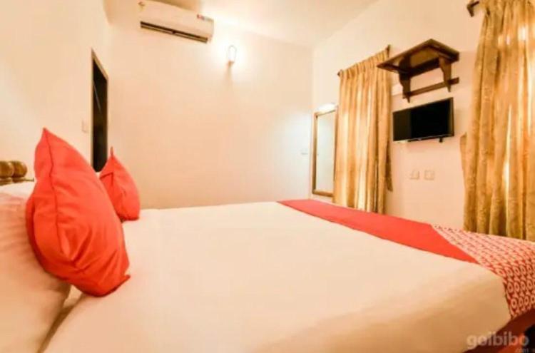Hotel Lovely Inn ! Puri Exterior foto
